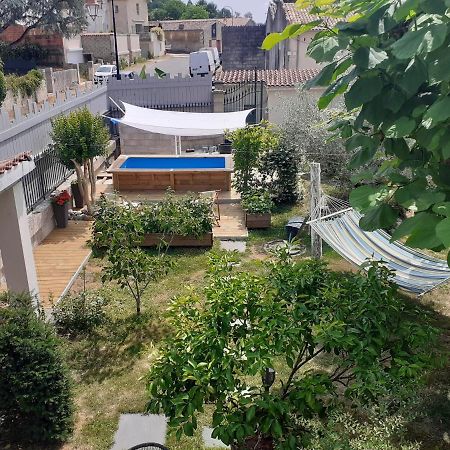 Chez Jeanfi Panzió Fronsac  Kültér fotó