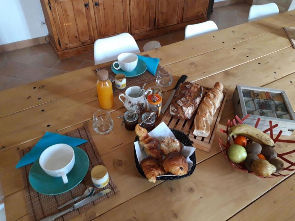 Chez Jeanfi Panzió Fronsac  Kültér fotó