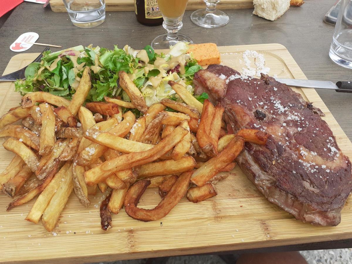 Chez Jeanfi Panzió Fronsac  Kültér fotó
