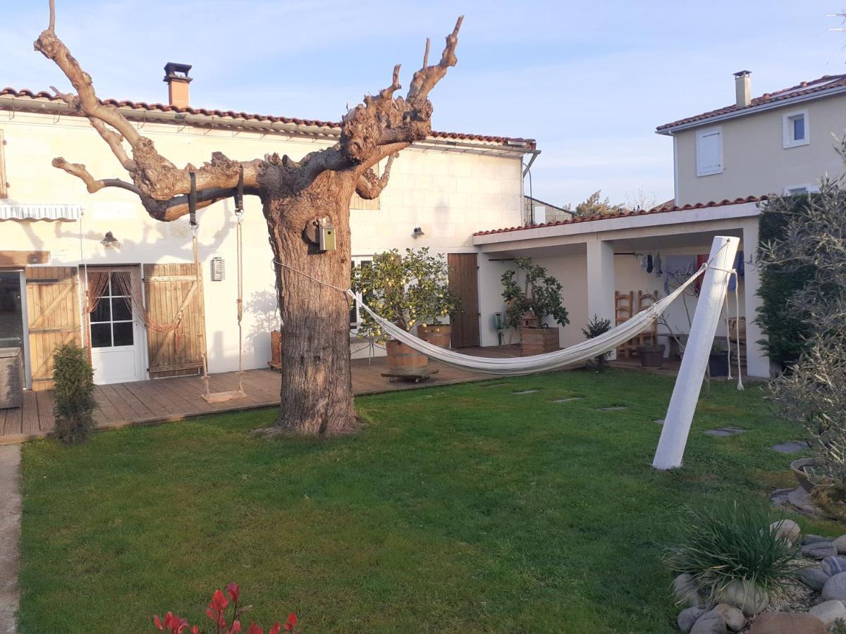 Chez Jeanfi Panzió Fronsac  Kültér fotó